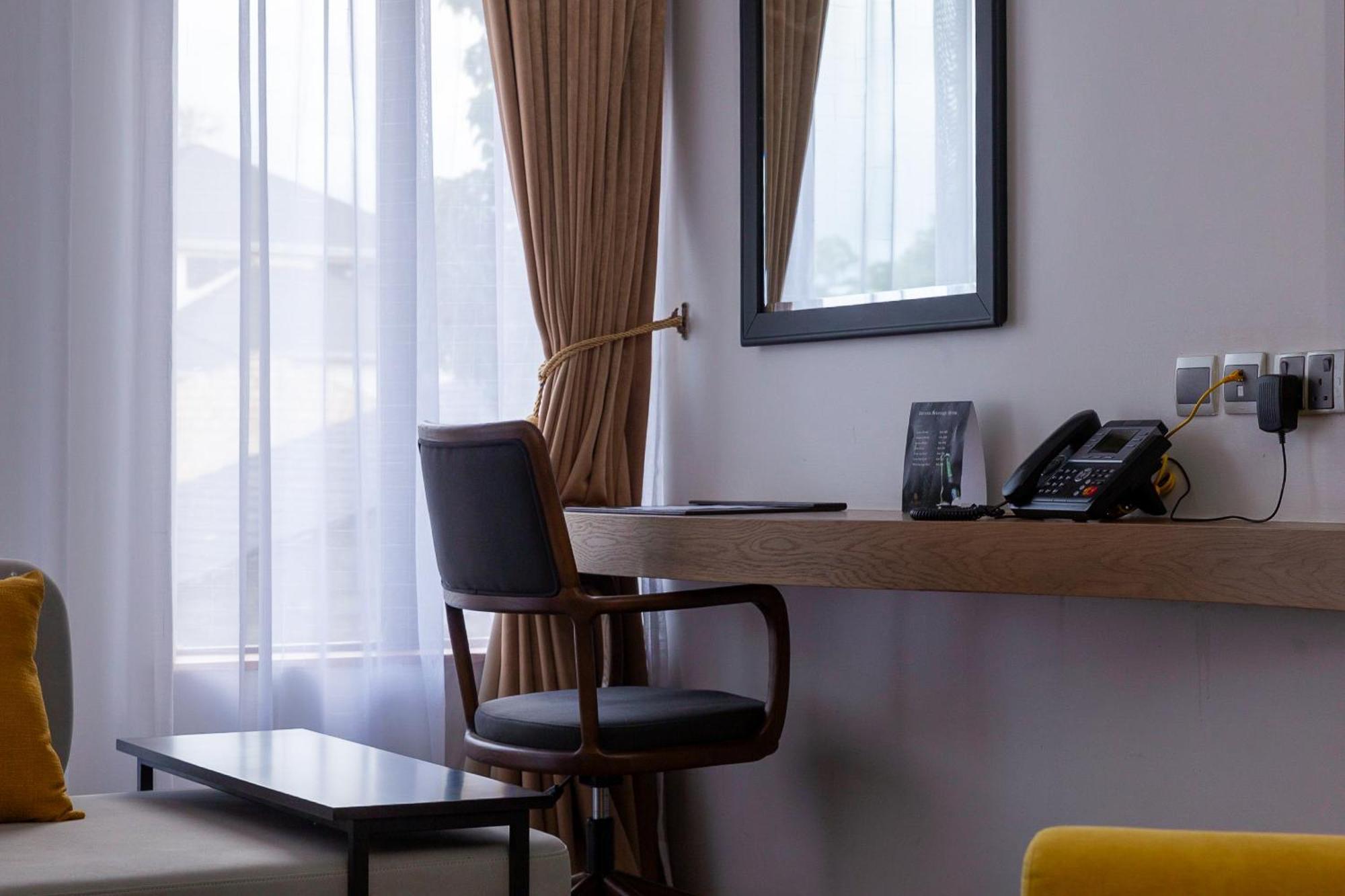 Alba Hotel Meru Eksteriør billede