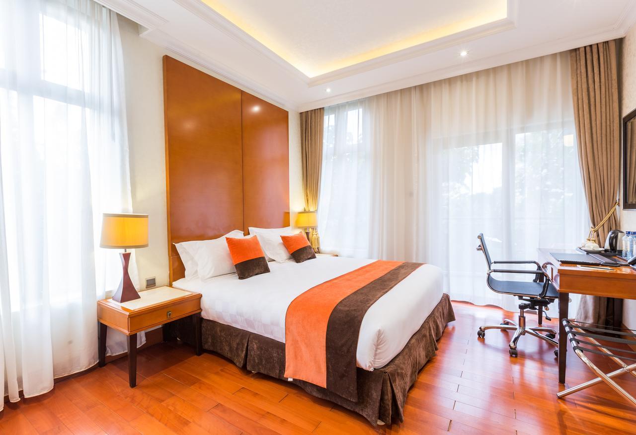 Alba Hotel Meru Eksteriør billede